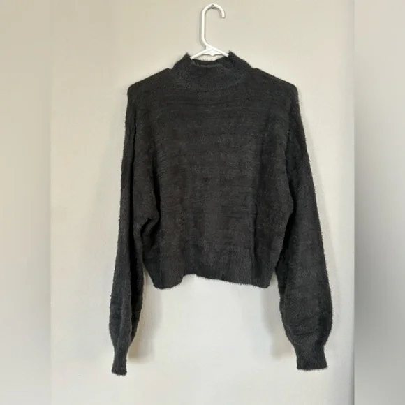 American Eagle Cropped Mock Neck Dark Gray Sweater size small - Picture 2 of 4